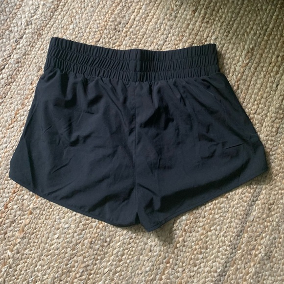 EUC Move Theology Black womens shorts Sz XL elasticated waist - Picture 5 of 7